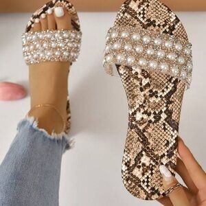 Snake print Pearl slides